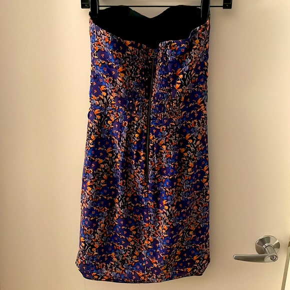 Floral Club Monaco mini strapless  dress size 4 - Picture 7 of 8